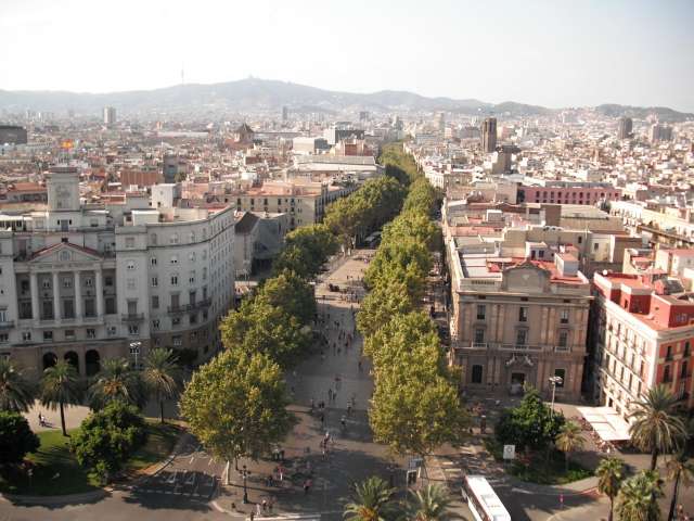 Вид на Рамблу (Барселона, 2009 г.)
